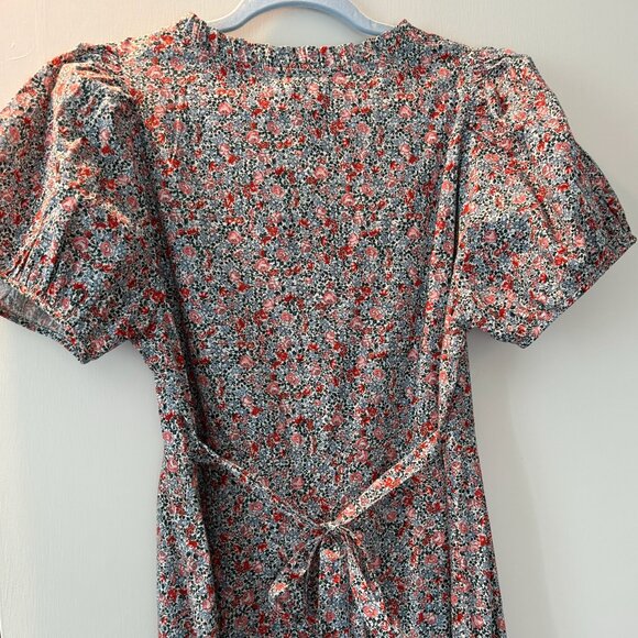 Doen Dree Dress in White Petit Jardin Print, size Medium - Picture 10 of 10